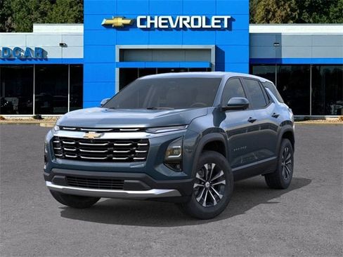 New 2026 Chevrolet Equinox LT w/ Safety and Technology Package image 6