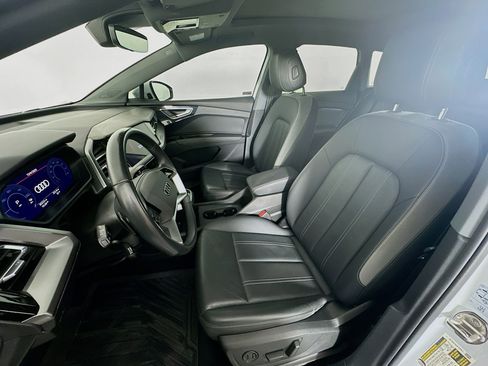 Used 2023 Audi Q4 e-tron Premium Plus w/ Premium Plus image 13