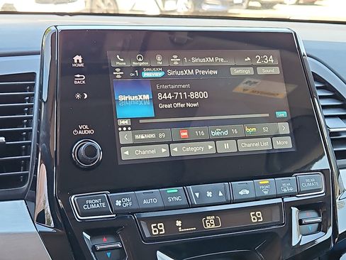 Used 2023 Honda Odyssey Touring image 21