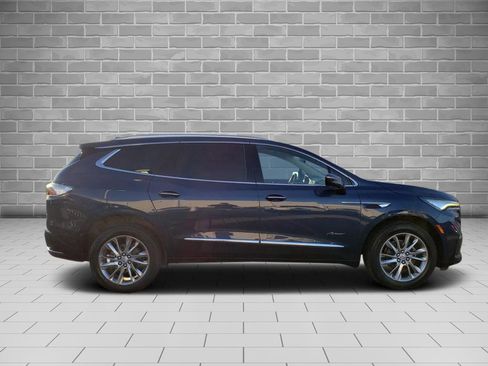 Used 2023 Buick Enclave Avenir w/ Avenir Technology Package image 4