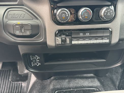 New 2026 RAM 4500 Tradesman w/ Chrome Appearance Group AWD/4WD image 25