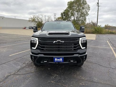 New 2026 Chevrolet Silverado 3500 High Country w/ Midnight Edition image 2