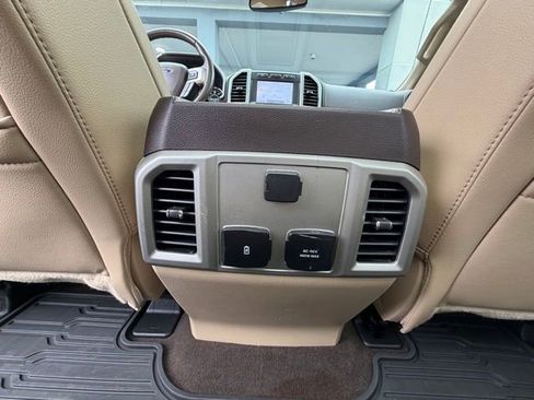 Used 2020 Ford F150 Lariat image 20