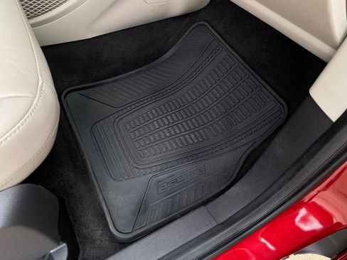 Used 2017 Ford Escape Titanium FWD image 14
