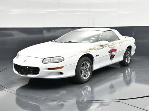 Used 1999 Chevrolet Camaro Z28 RWD image 6