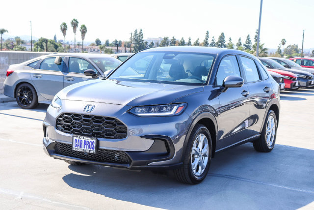 Used 2025 Honda HR-V LX image 4