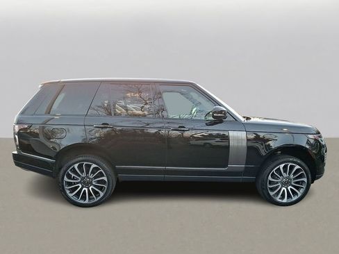 Used 2022 Land Rover Range Rover Westminster Edition image 4