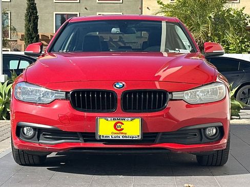 Used 2016 BMW 320i xDrive Sedan AWD/4WD image 8