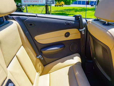Used 2012 BMW 128i Convertible RWD image 36
