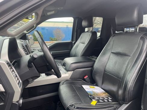 Used 2016 Ford F150 Lariat w/ Max Trailer Tow Package image 10