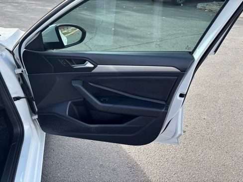 Used 2019 Volkswagen Jetta S w/ Driver Assistance Package image 31