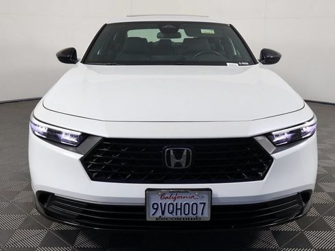 Used 2025 Honda Accord Sport image 2