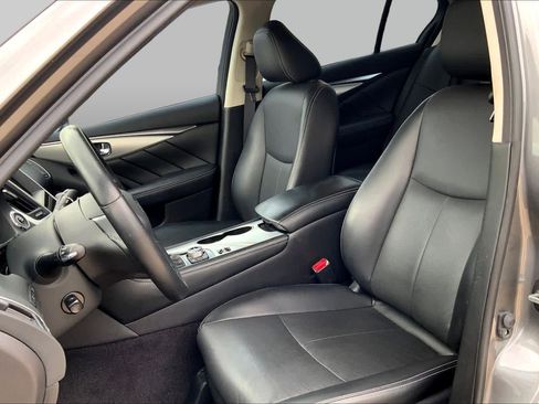Used 2023 INFINITI Q50 Luxe w/ Cargo Package RWD image 8