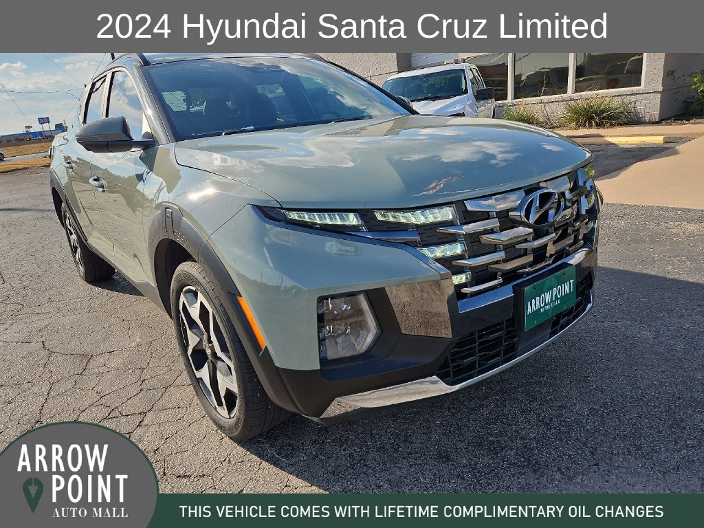 Used 2024 Hyundai Santa Cruz Limited AWD/4WD image 2