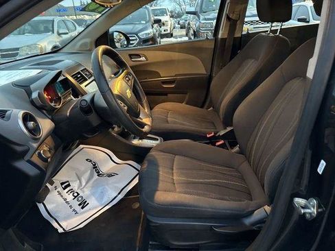 Used 2016 Chevrolet Sonic LT FWD image 11