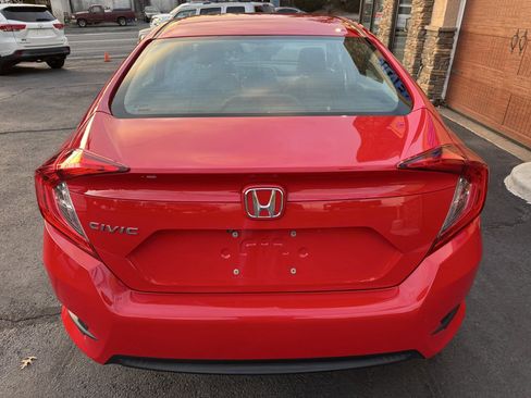 Used 2016 Honda Civic EX image 5