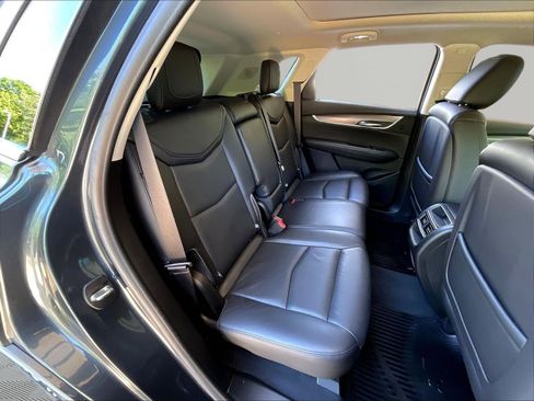 Used 2019 Cadillac XT5 Luxury AWD/4WD image 25