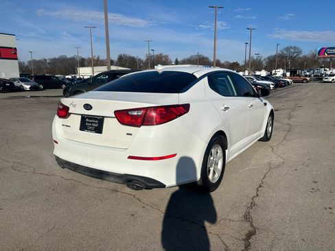 Used 2015 Kia Optima LX image 3