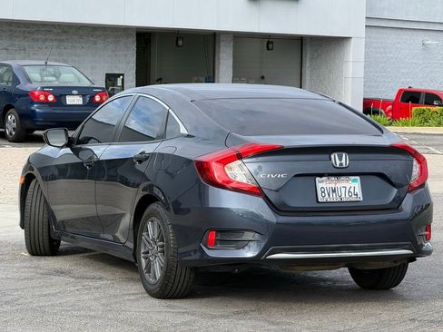 Used 2021 Honda Civic LX image 2