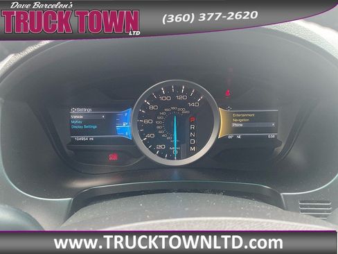 Used 2014 Ford Explorer XLT w/ Equipment Group 202A AWD/4WD image 24