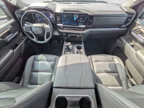 Used 2023 Chevrolet Silverado 1500 LT Trail Boss w/ Convenience Package II image 18