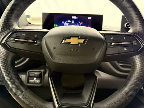 Used 2024 Chevrolet Silverado EV W/T AWD/4WD image 39