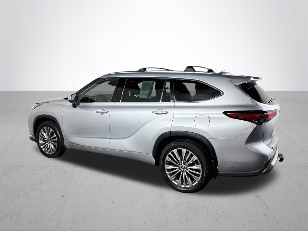 Used 2021 Toyota Highlander Platinum AWD/4WD image 8