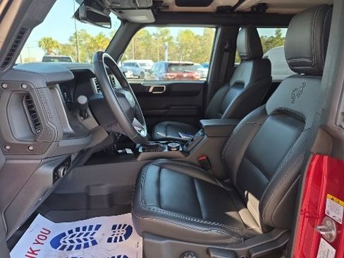 Certified 2025 Ford Bronco Badlands image 6