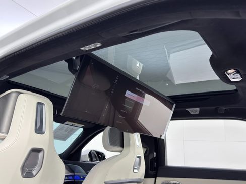 Used 2023 BMW i7 xDrive60 w/ Executive Package 2 image 47