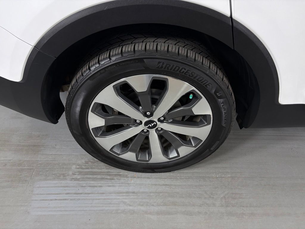 Used 2022 Kia Telluride S AWD/4WD image 11