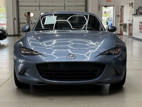 Used 2017 MAZDA MX-5 Miata RF Grand Touring RWD image 6