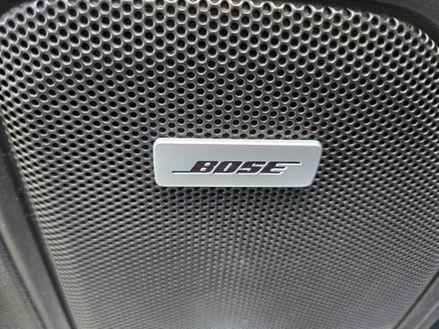 Used 2020 GMC Sierra 1500 SLT RWD image 33