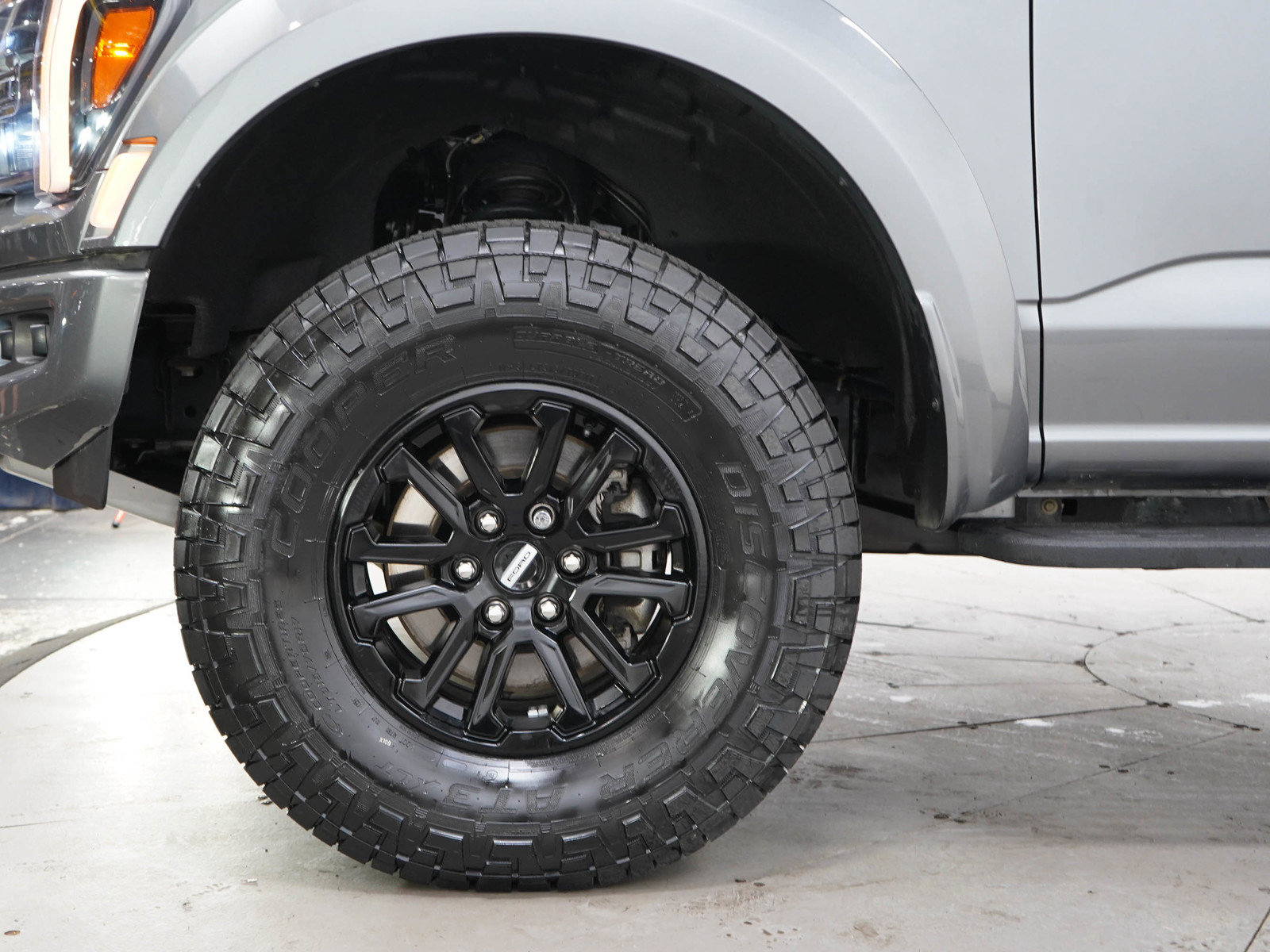 Used 2024 Ford F150 Raptor AWD/4WD image 33
