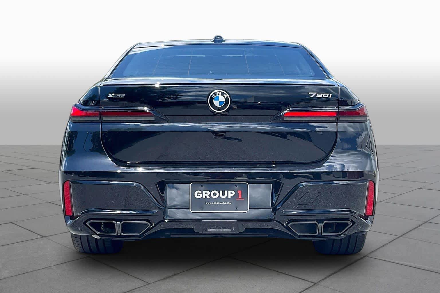 Used 2026 BMW 760i xDrive w/ Executive Package AWD/4WD image 4