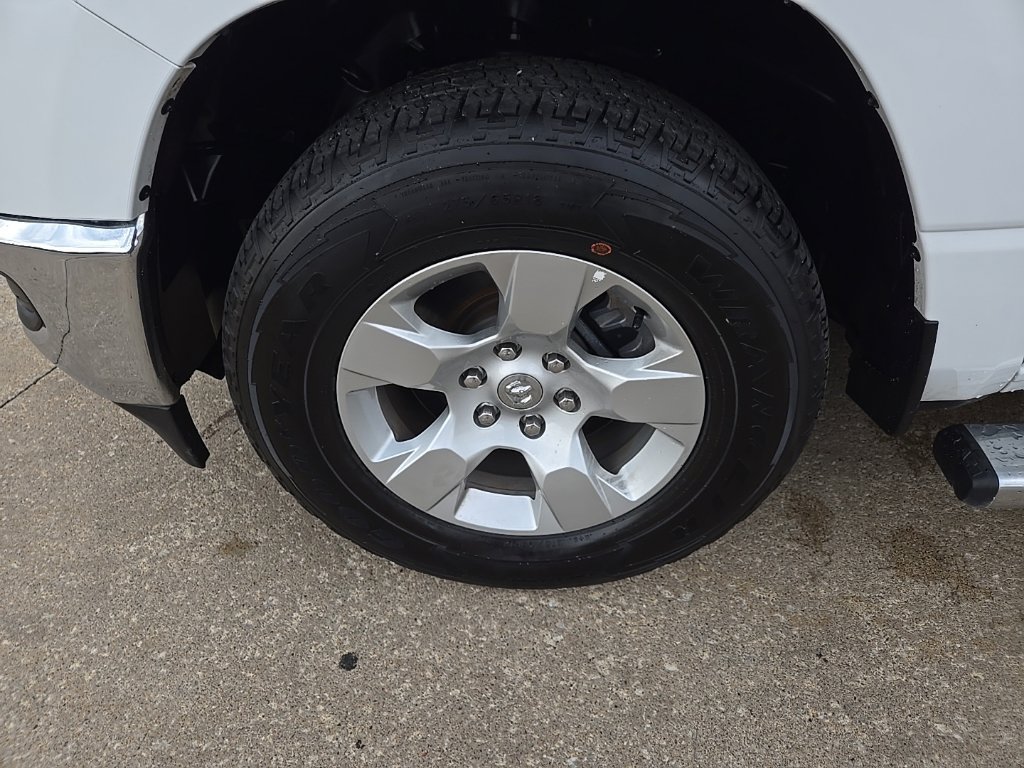 Used 2023 RAM 1500 Big Horn AWD/4WD image 34