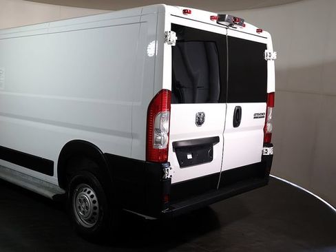 Used 2025 RAM ProMaster 2500 w/ U-Haul Equipment Group FWD image 11