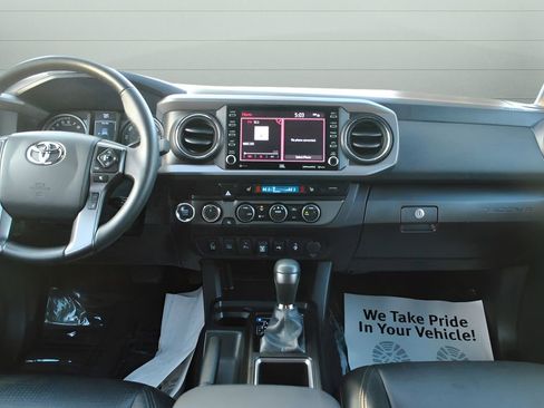 Certified 2023 Toyota Tacoma TRD Off-Road w/ TRD Premium Off Road Package image 10