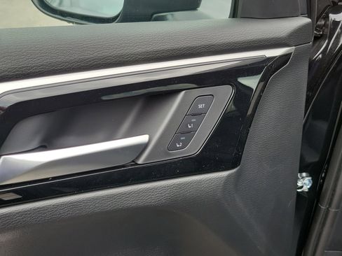 New 2026 Nissan Rogue Platinum AWD/4WD image 13