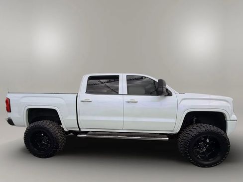 Used 2015 GMC Sierra 1500 SLT w/ SLT Crew Cab Value Package AWD/4WD image 17