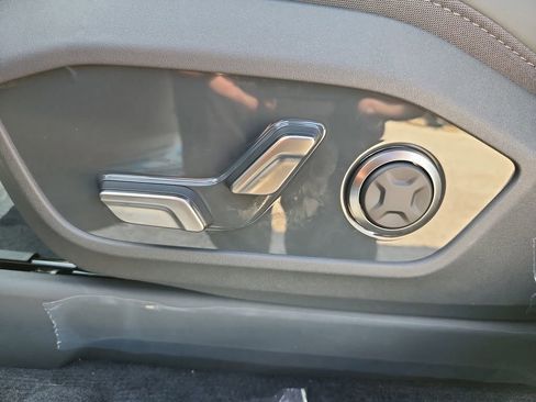 New 2026 Kia EV9 Wind image 28