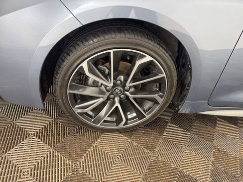 Used 2022 Toyota Corolla SE w/ SE Premium Package image 33