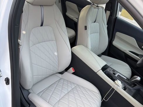 New 2026 Nissan Sentra SL w/ Floor Mat Package image 27