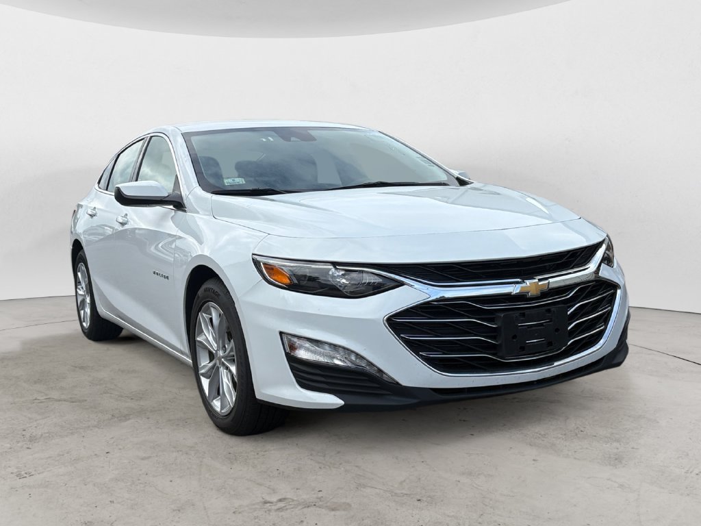 Used 2024 Chevrolet Malibu LT FWD image 1