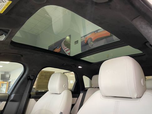 Used 2024 Jaguar F-PACE R-Dynamic S AWD/4WD image 26
