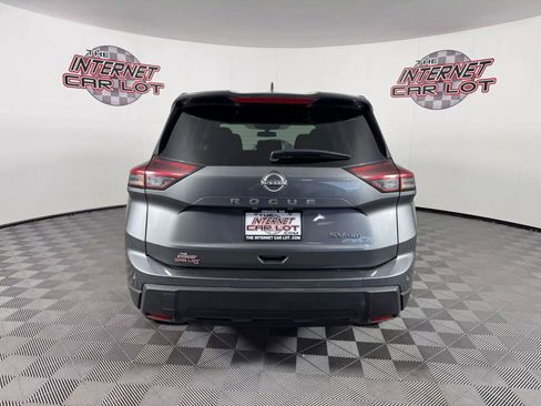 Used 2024 Nissan Rogue SV AWD/4WD image 6