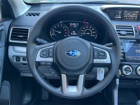 Used 2018 Subaru Forester 2.5i Premium image 23