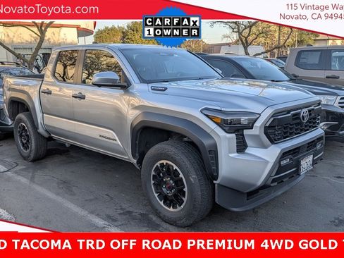 Used 2025 Toyota Tacoma TRD Off-Road image 1