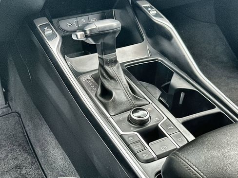 Used 2024 Kia Sorento S image 22