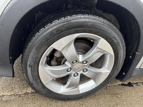 Used 2017 Honda HR-V EX image 13