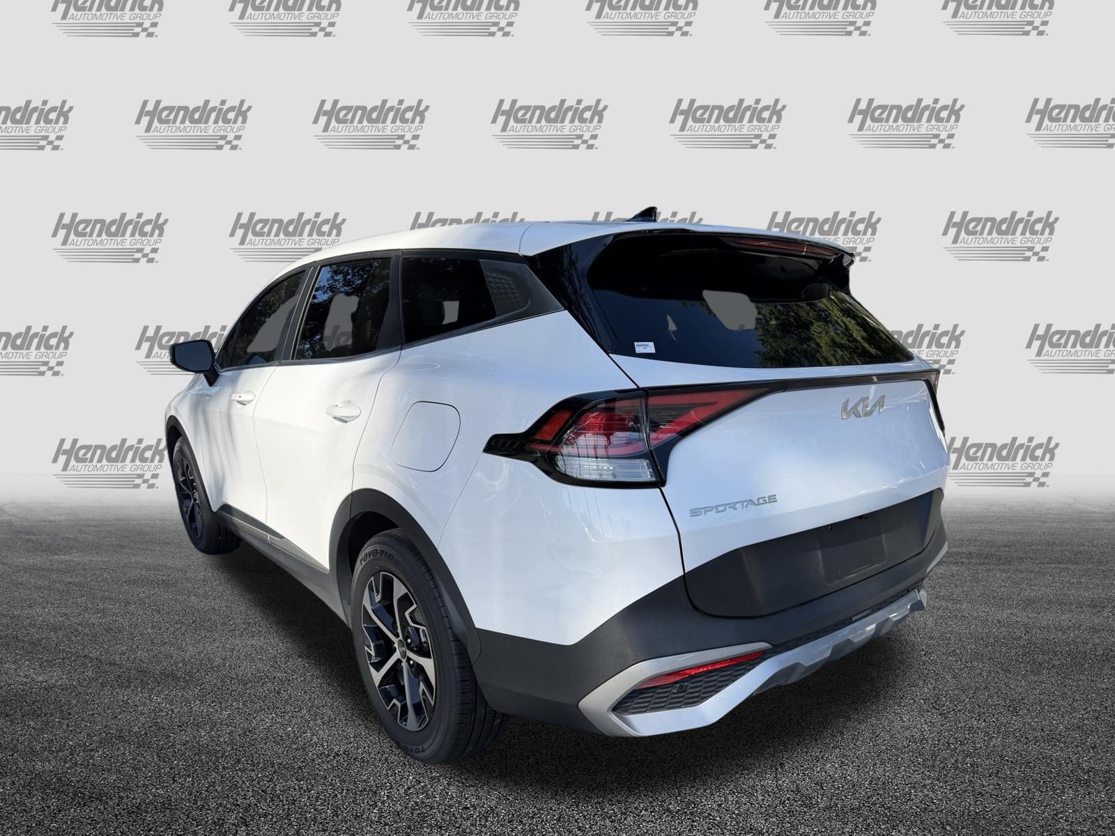 Used 2023 Kia Sportage EX FWD image 7
